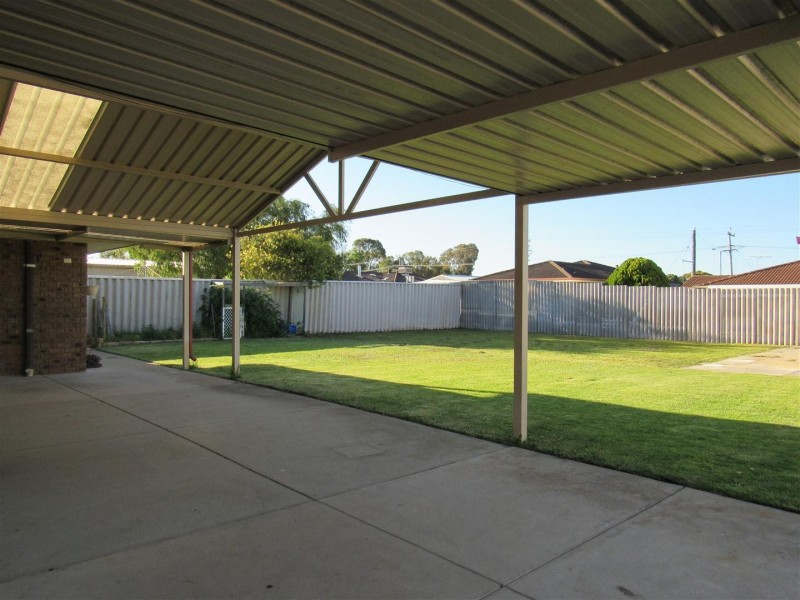 19 Lakemba Way, Waikiki WA 6169