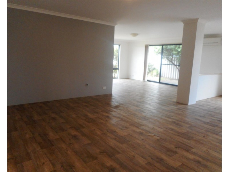 30 Montilla Crescent, Port Kennedy WA 6172