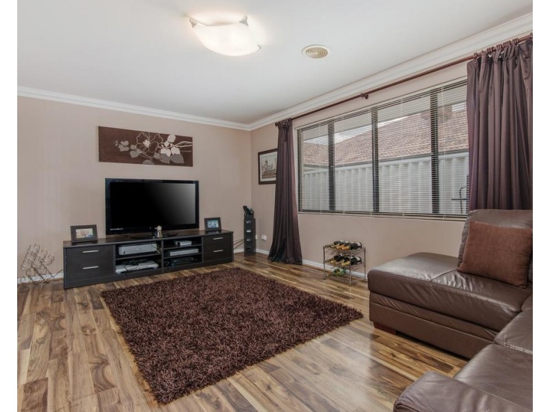 11 Maroubra Parade, Secret Harbour WA 6173