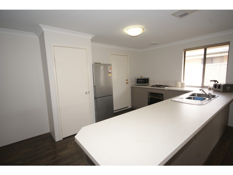 20 Kumarina Drive, Secret Harbour WA 6173