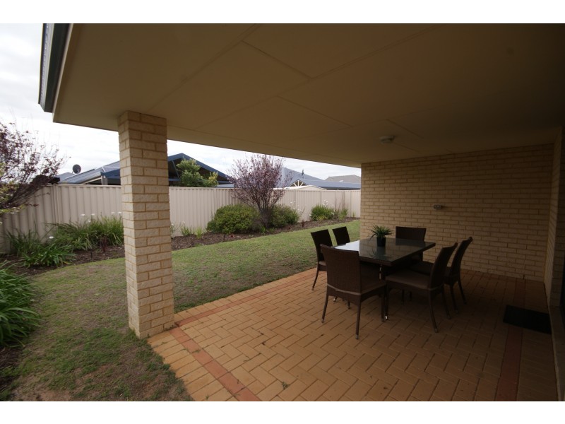 20 Kumarina Drive, Secret Harbour WA 6173