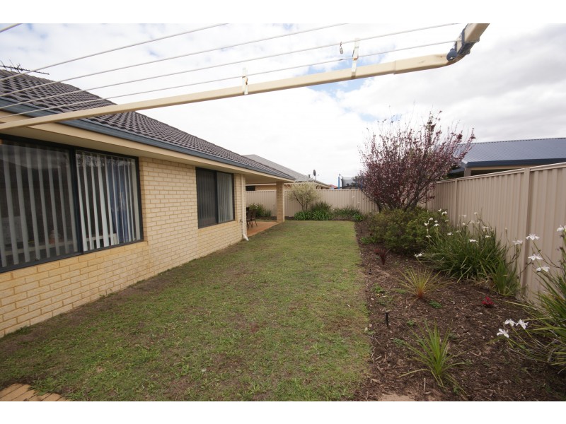 20 Kumarina Drive, Secret Harbour WA 6173