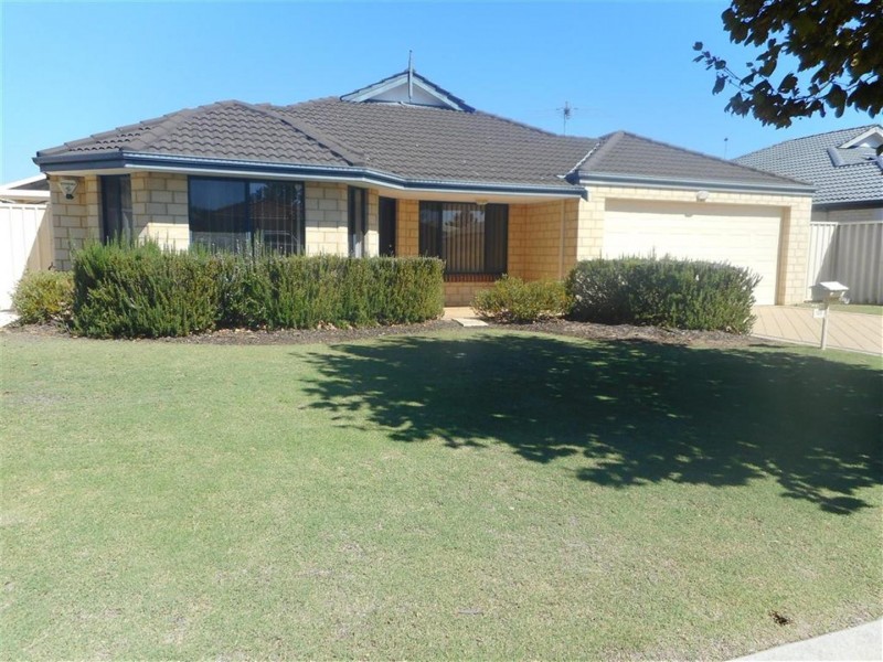 106 San Sebastian Boulevard, Port Kennedy WA 6172