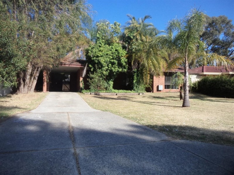 22 Cimbor Way, Parmelia WA 6167