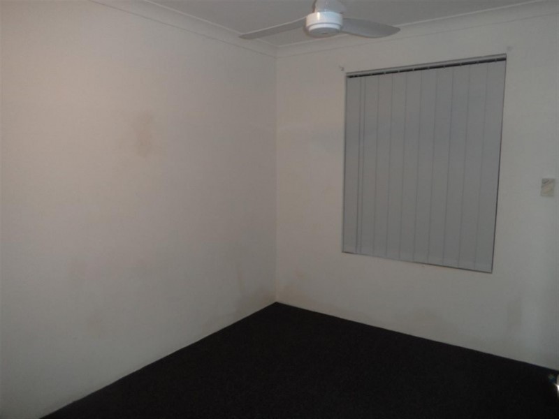 22 Cimbor Way, Parmelia WA 6167