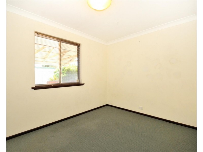 5 Tempest Place, Waikiki WA 6169
