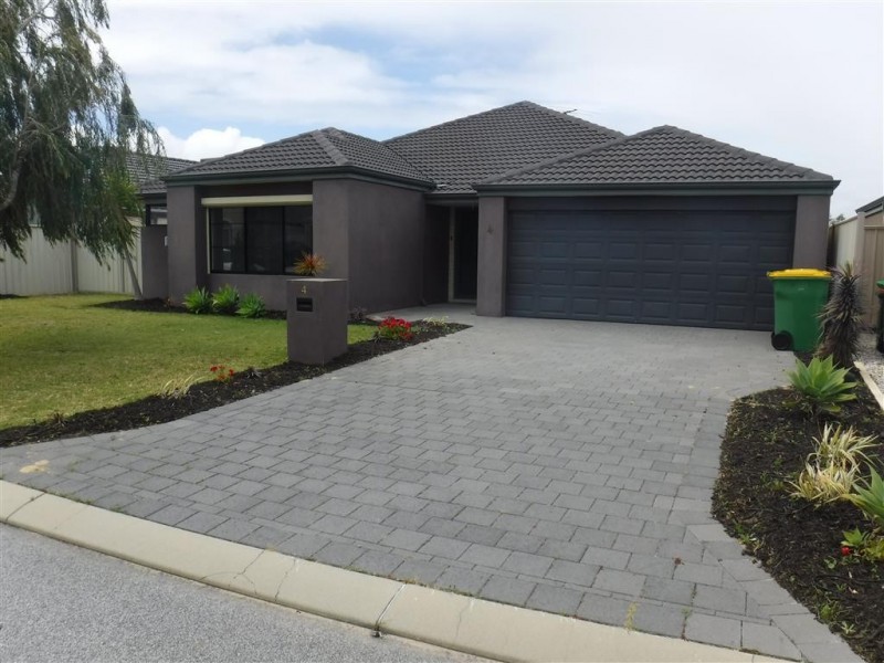 4 Lastovo Lane, Secret Harbour WA 6173