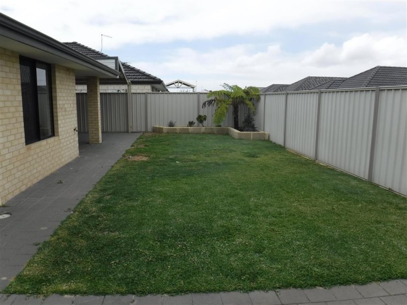 4 Lastovo Lane, Secret Harbour WA 6173