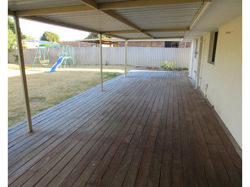 43 Fawdon Street, Safety Bay WA 6169