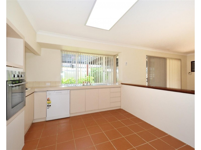3  Palm Drive, Warnbro WA 6169