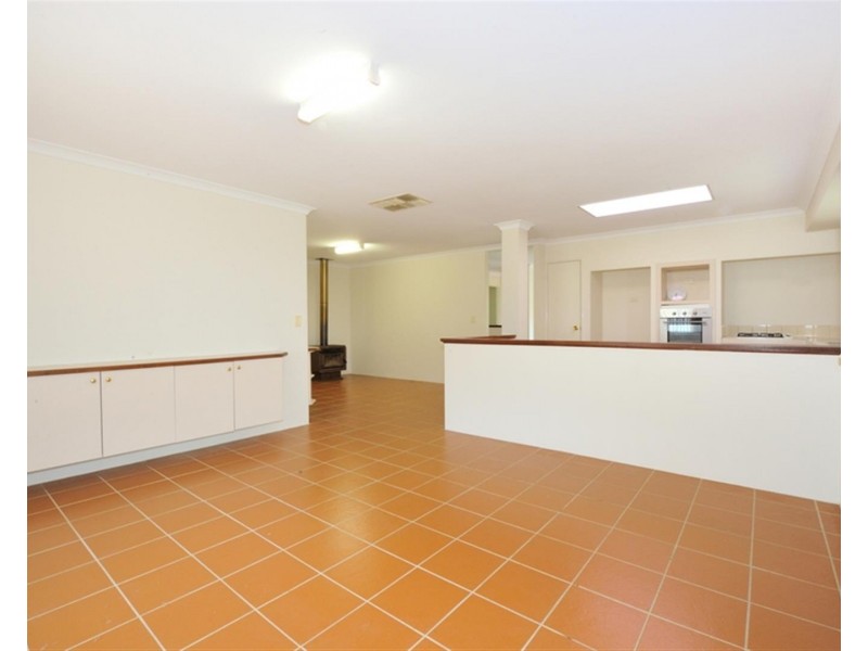 3  Palm Drive, Warnbro WA 6169