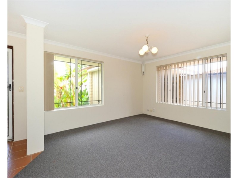 3  Palm Drive, Warnbro WA 6169