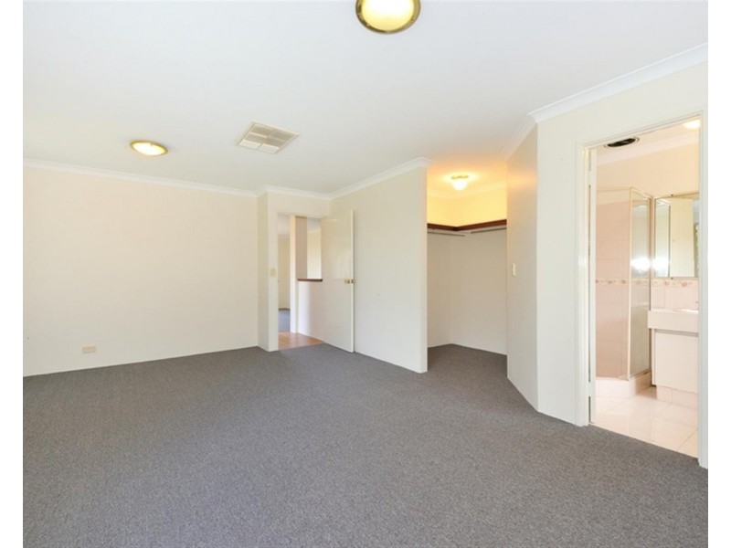 3  Palm Drive, Warnbro WA 6169