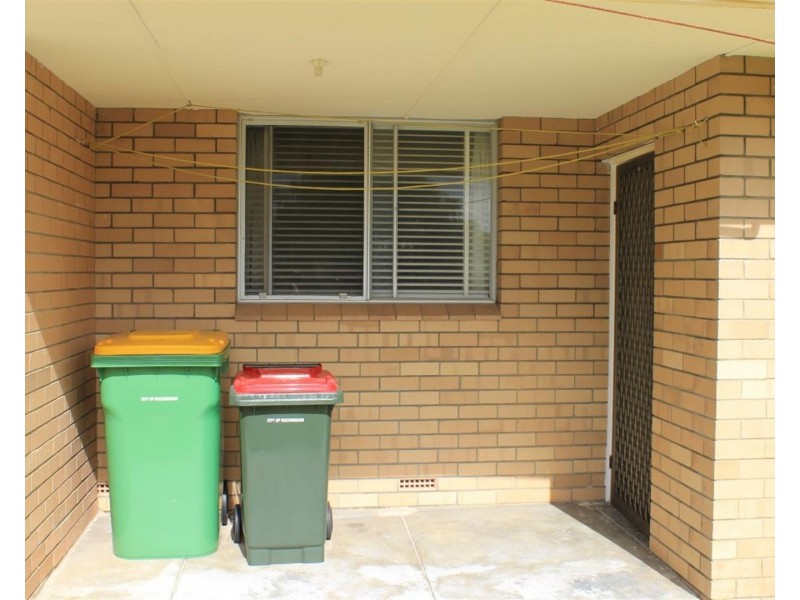 6/4 Afon Avenue, Shoalwater WA 6169