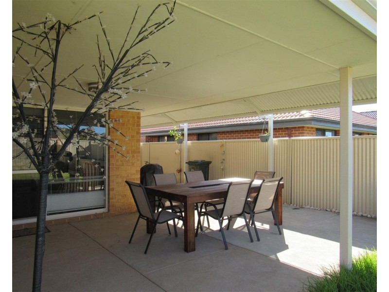 20 Buttermere Approach, Waikiki WA 6169