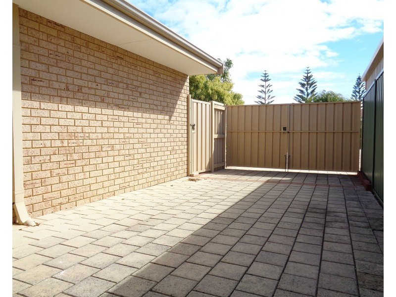 8/53 Chelmsford Avenue, Port Kennedy WA 6172