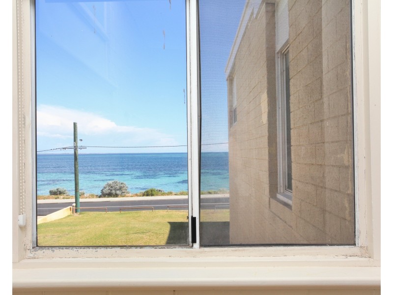 4/166 Arcadia Drive, Shoalwater WA 6169