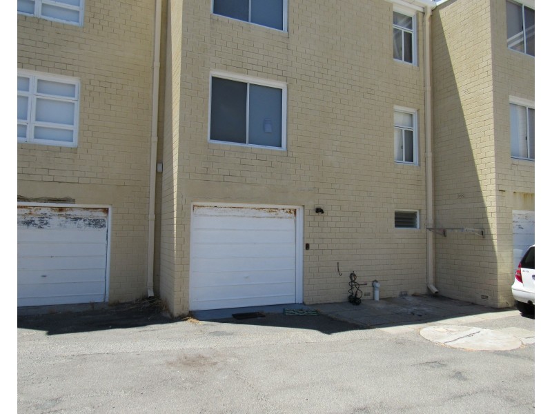 4/166 Arcadia Drive, Shoalwater WA 6169