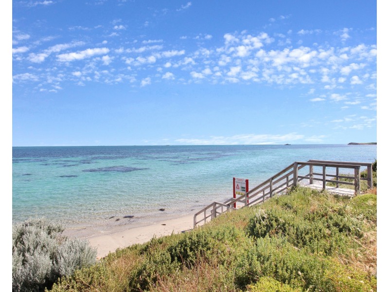 4/166 Arcadia Drive, Shoalwater WA 6169