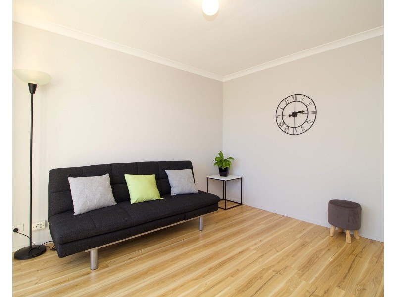 1 Santa Monica Drive, Waikiki WA 6169