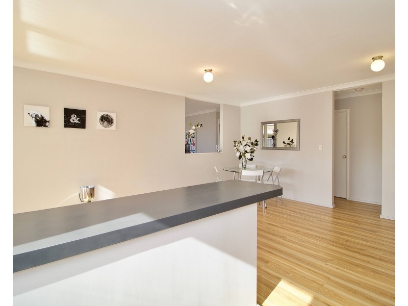 1 Santa Monica Drive, Waikiki WA 6169