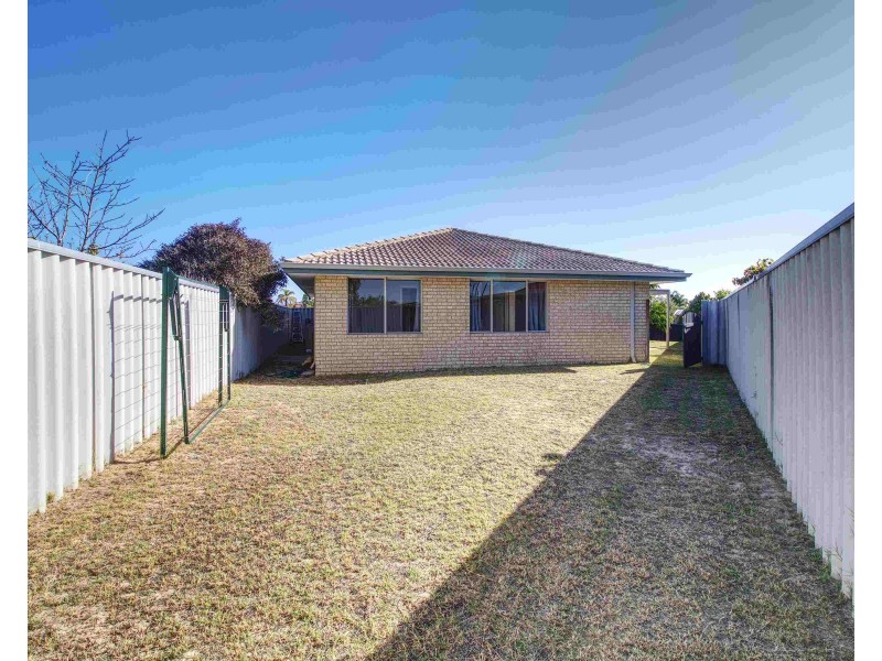 1 Santa Monica Drive, Waikiki WA 6169