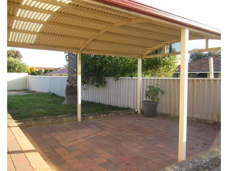 8 Skye Close, Warnbro WA 6169