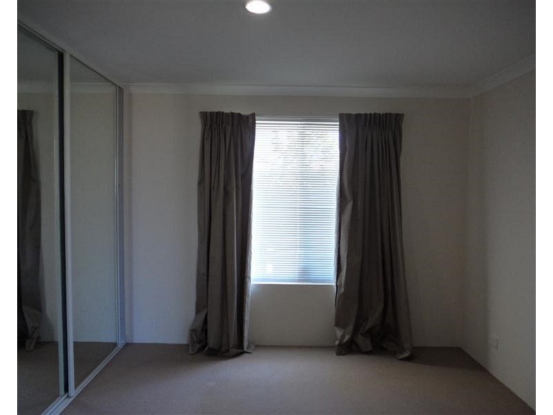 30 Kalli Street, Golden Bay WA 6174