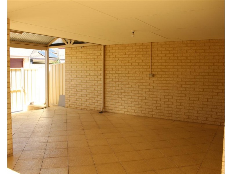 42 Clarkshill Road, Secret Harbour WA 6173