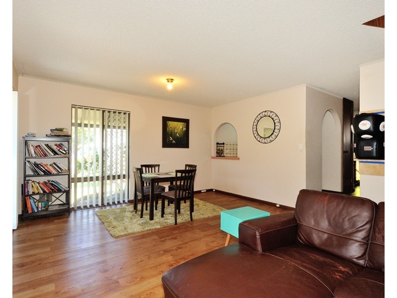 9/16 Arcadia Drive, Shoalwater WA 6169