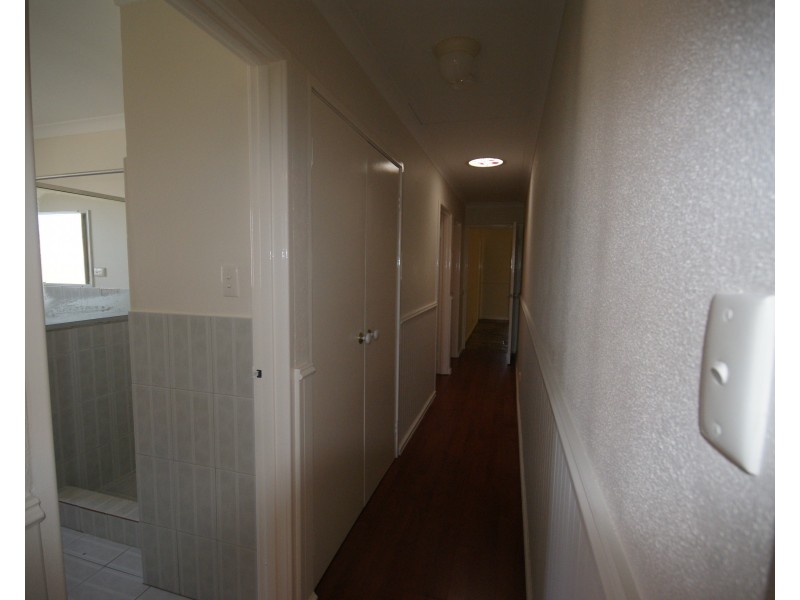 33 Woodbridge Drive, Cooloongup WA 6168