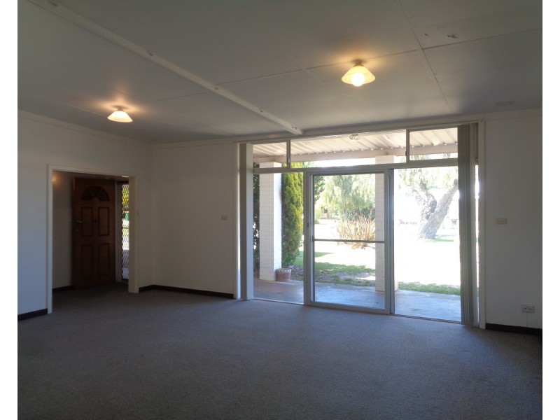 28 Griggs Way, Rockingham WA 6168