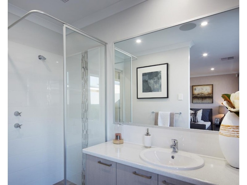 21 Persian Grove, Karnup WA 6176