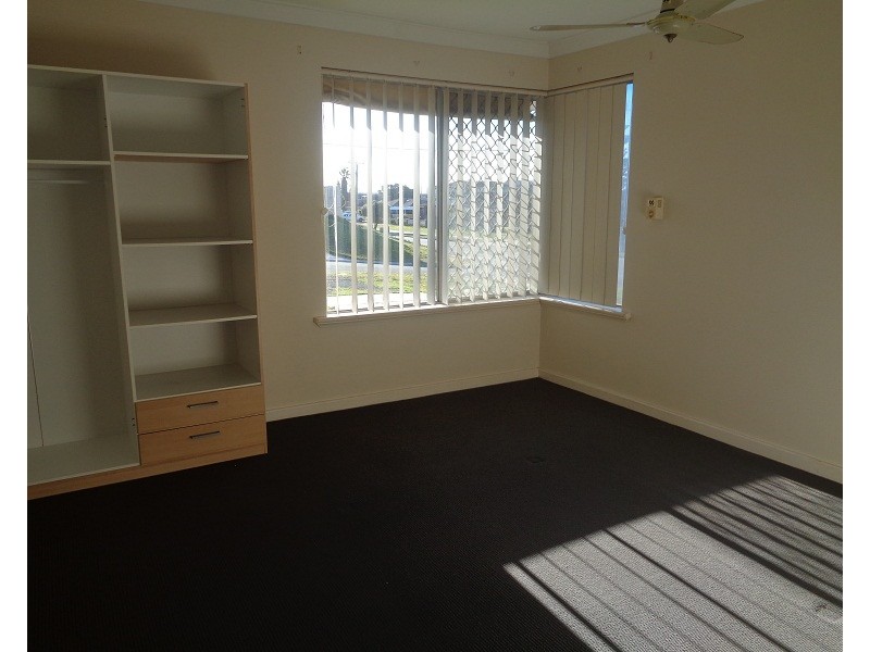 7 Short Street, Safety Bay WA 6169
