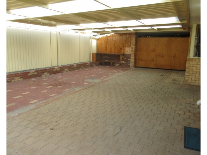 63 Triton Avenue, Waikiki WA 6169