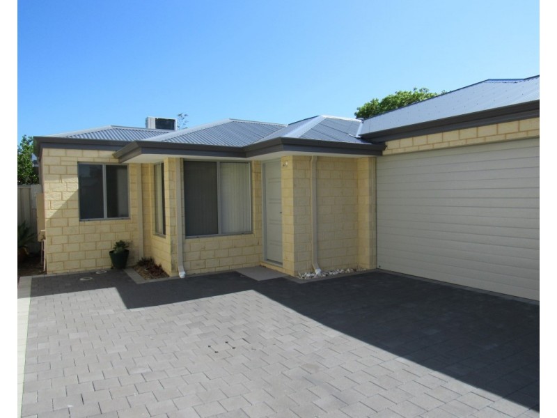 10D George Street, Rockingham WA 6168