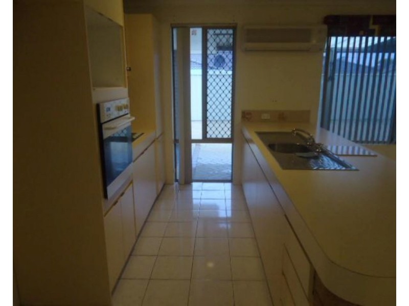 5 Shell Close, Cooloongup WA 6168