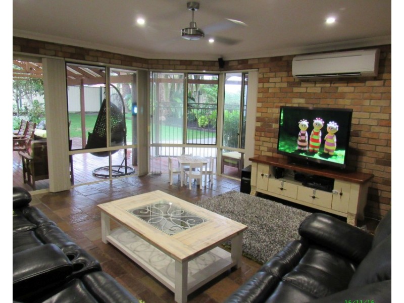 2 Turner Street, Warnbro WA 6169