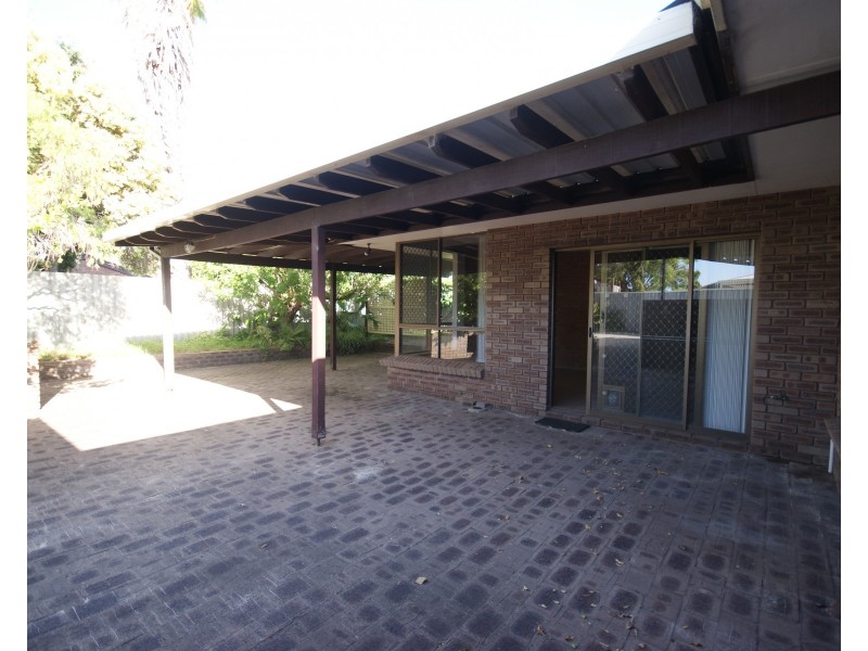 6  Pacific Court, Waikiki WA 6169