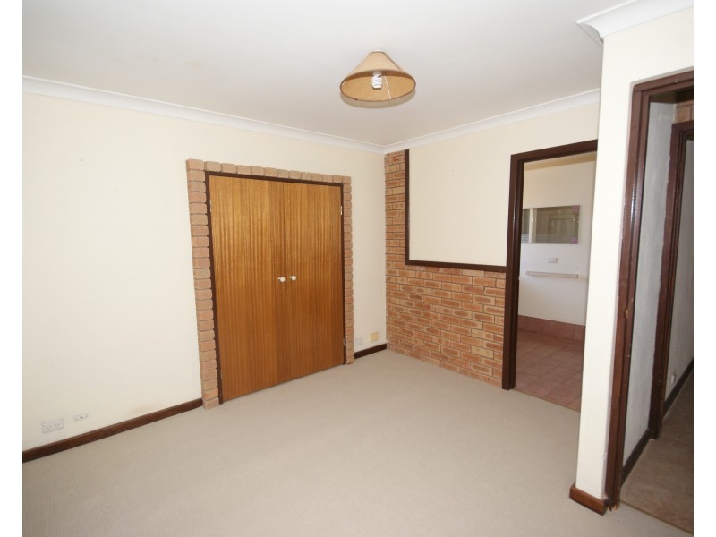 6  Pacific Court, Waikiki WA 6169