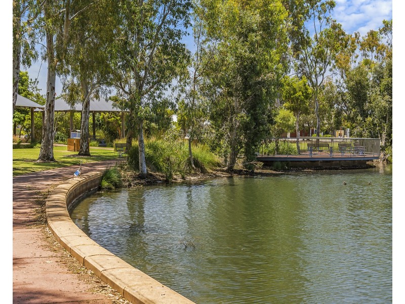 8 Magenta Crescent, Baldivis WA 6171