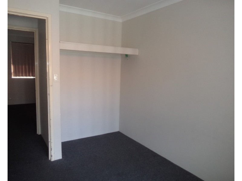 62 Unnaro Street, Hillman WA 6168