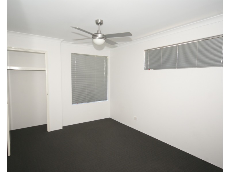 1 Daybreak Loop, Wellard WA 6170