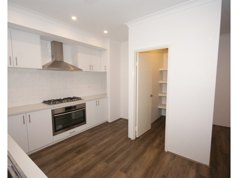 1 Daybreak Loop, Wellard WA 6170