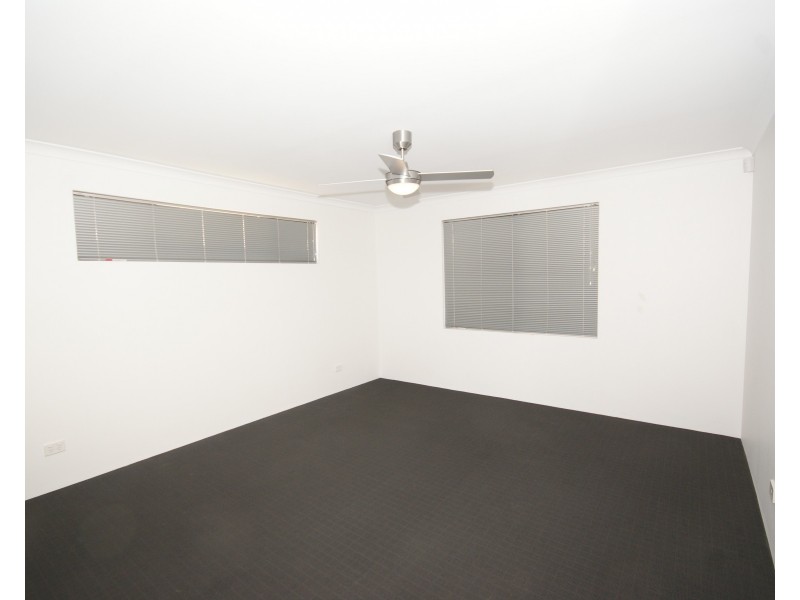 1 Daybreak Loop, Wellard WA 6170