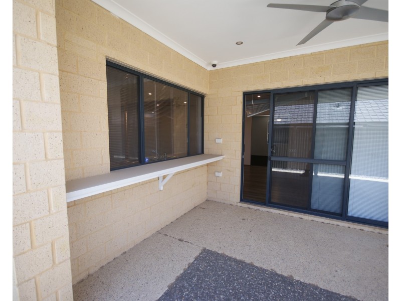 1 Daybreak Loop, Wellard WA 6170