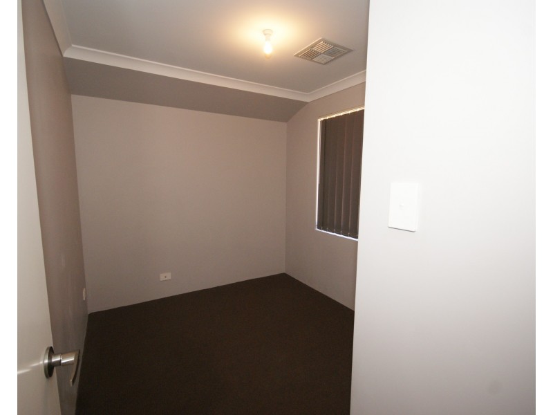 72 Daybreak Loop, Wellard WA 6170