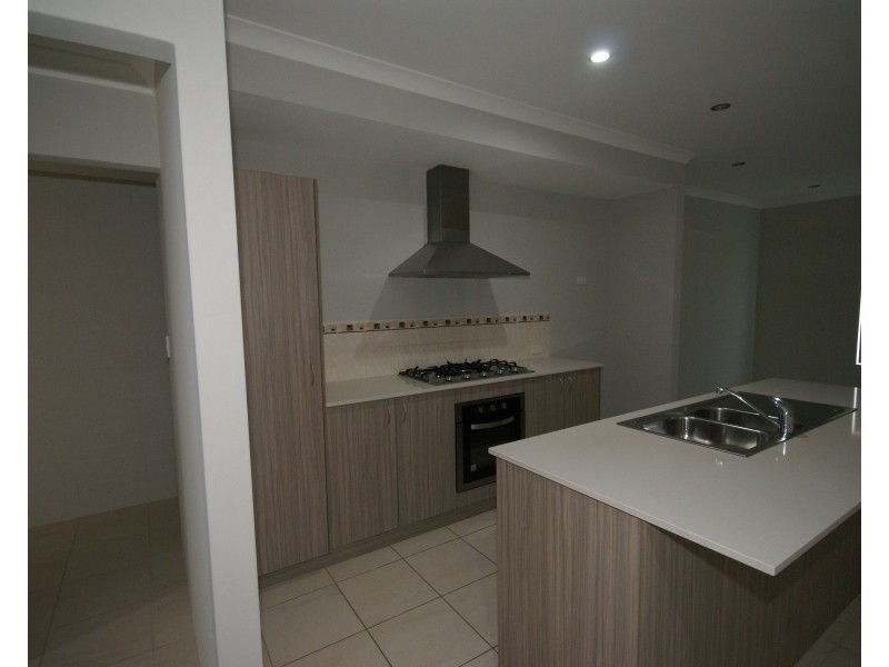 19 Quartz Avenue, Wellard WA 6170