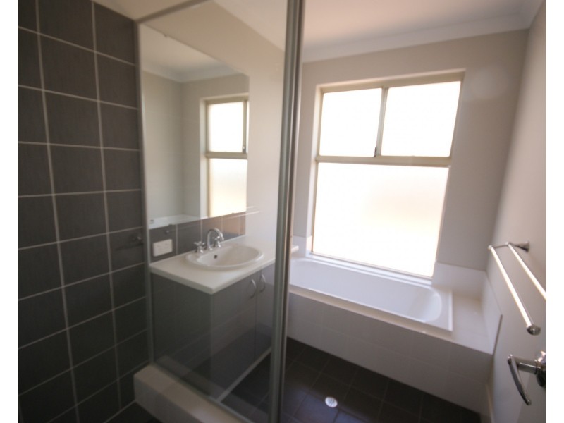 19 Quartz Avenue, Wellard WA 6170