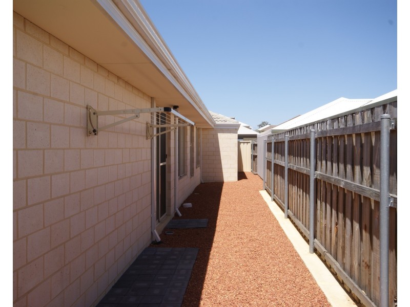 19 Quartz Avenue, Wellard WA 6170